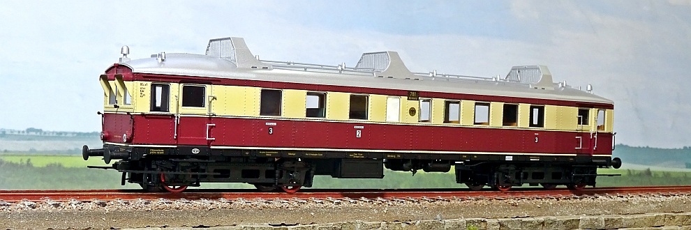 automotor  VT 761  Brawa 44404