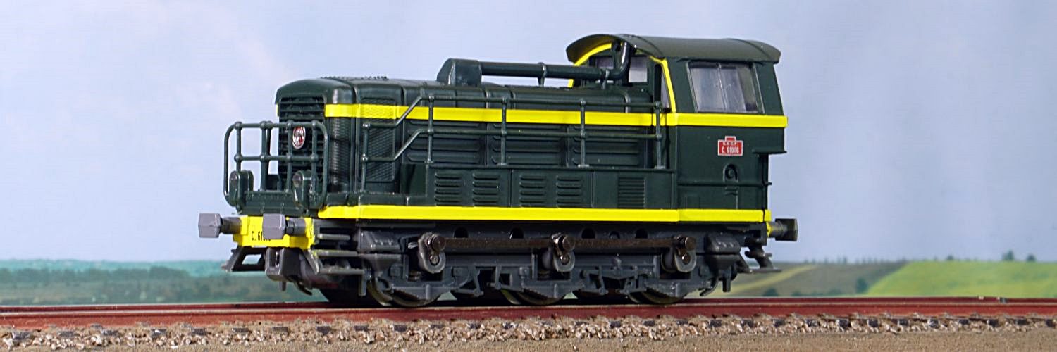 TRAIN HO JOUEF REF 8585 BB DE LA DB SERIE 184003 BLEUE DANS