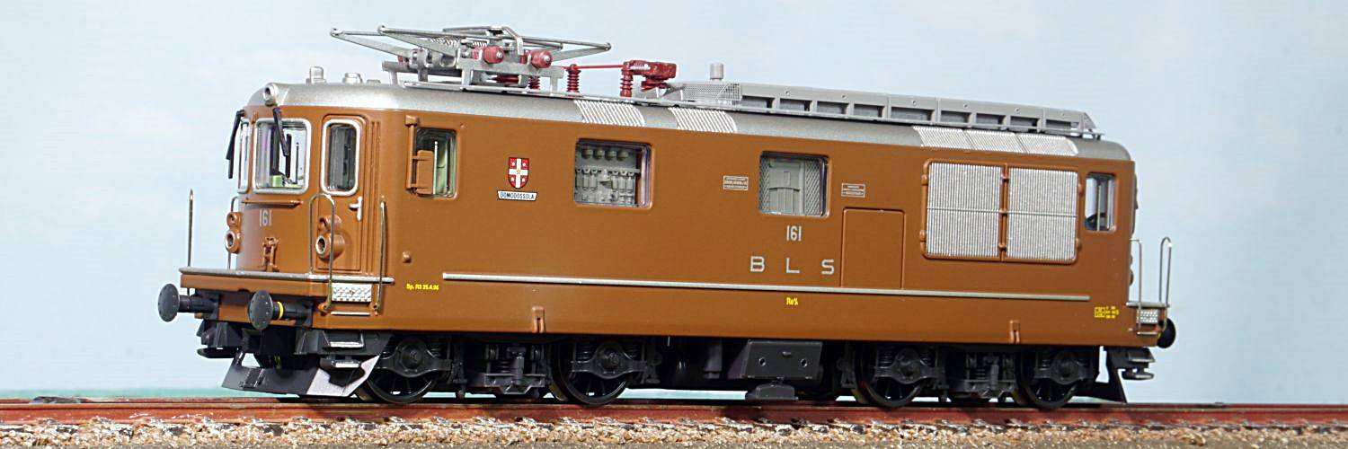 locomotiva electrica Re 4/4 HR 2812S