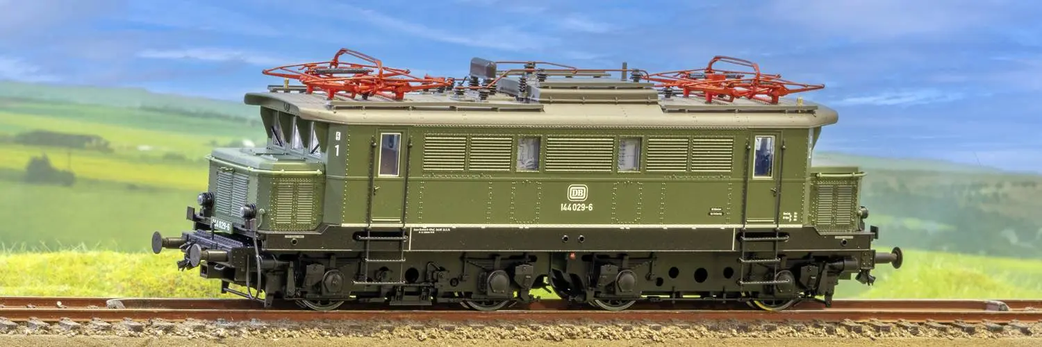 locomotiva electrica E44 Roco 7500078