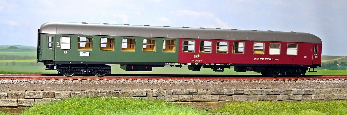 vagon Trix 23418